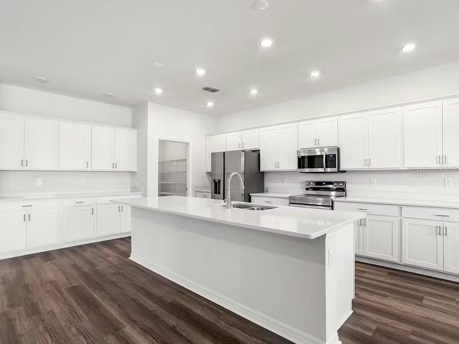 8679 Wildflower Field Lane, FL