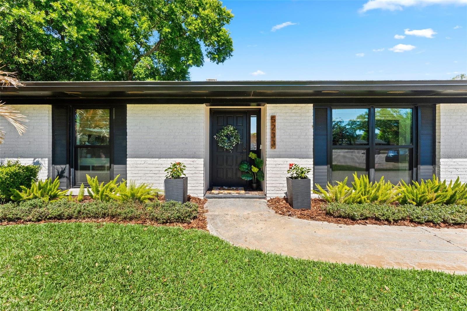 5233 Jennifer Place, FL