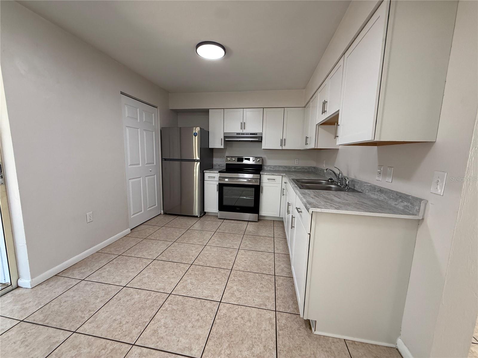 6104 12th Place, FL