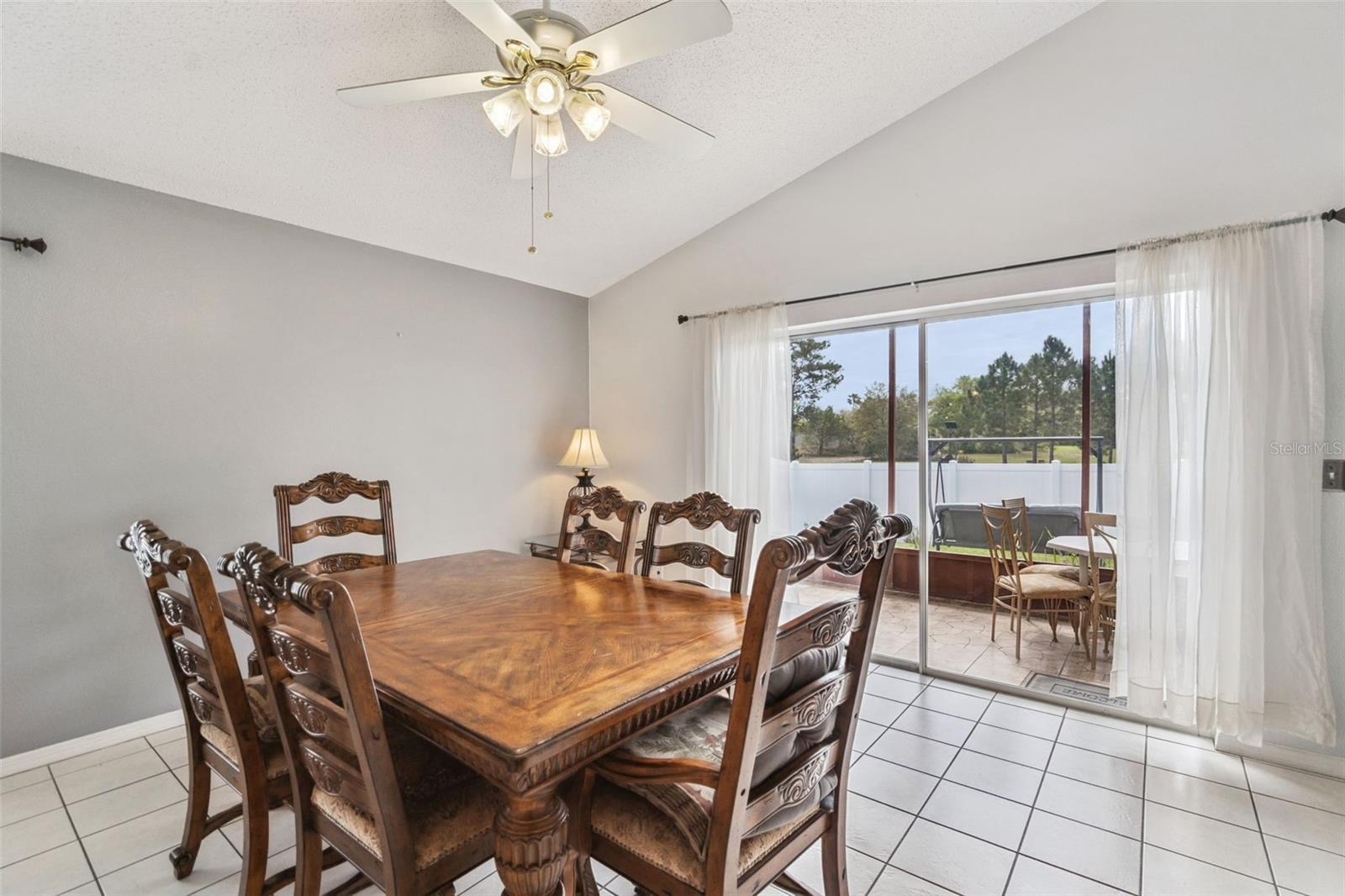 527 Durango Loop Street, FL