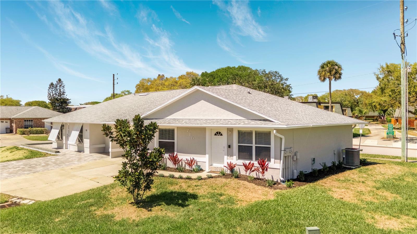 710 River Oaks Circle, FL