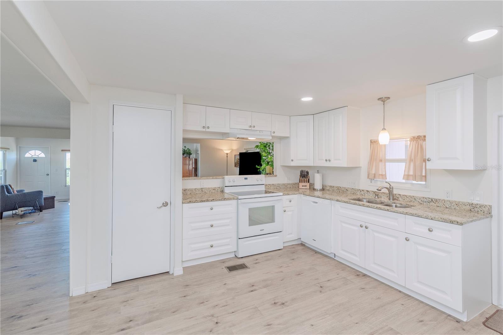 4851 Gandy Boulevard, FL