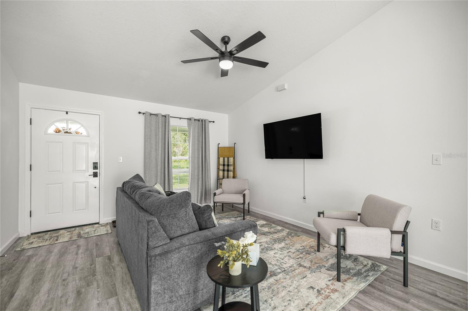 714 1st Street, FL