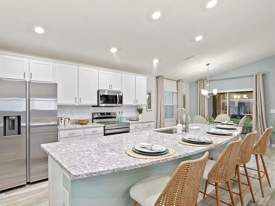 1075 Forest Lake Drive, FL
