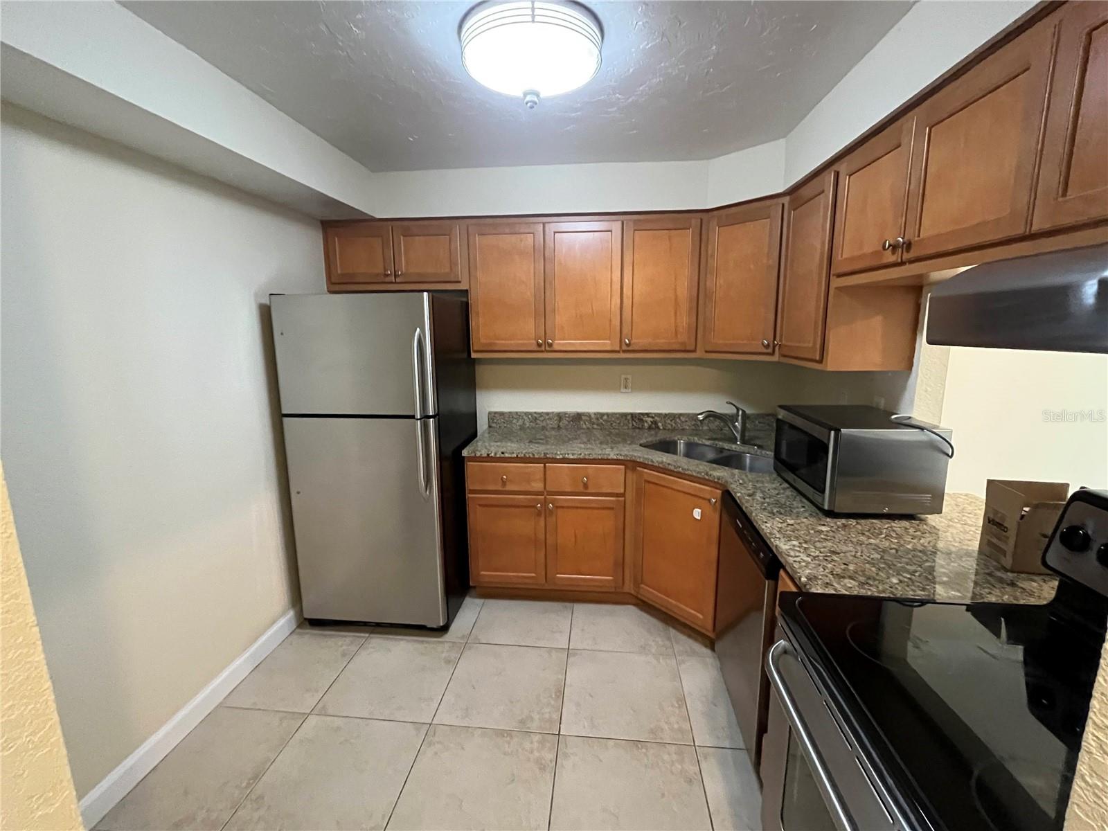 2650 Coconut Bay Ln Lane, FL
