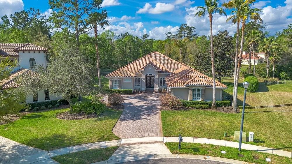 328 Mapleview Court, FL