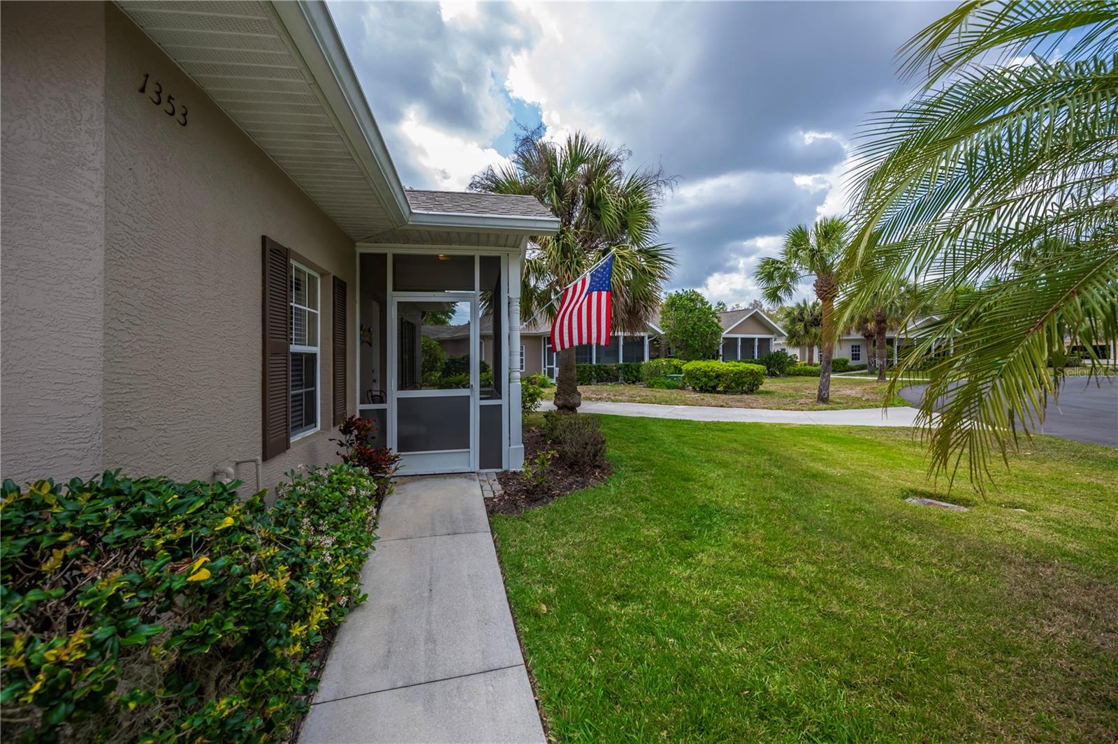 1353 Red Oak Lane, FL