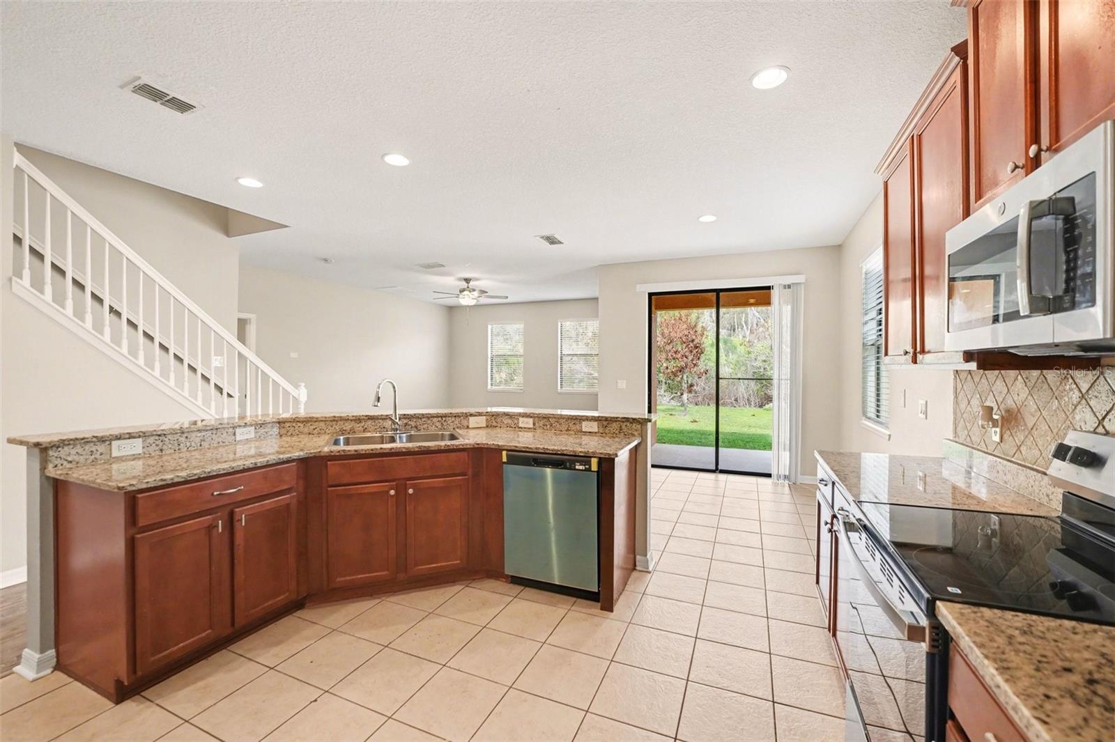 2727 Eagle Cliff Drive, FL