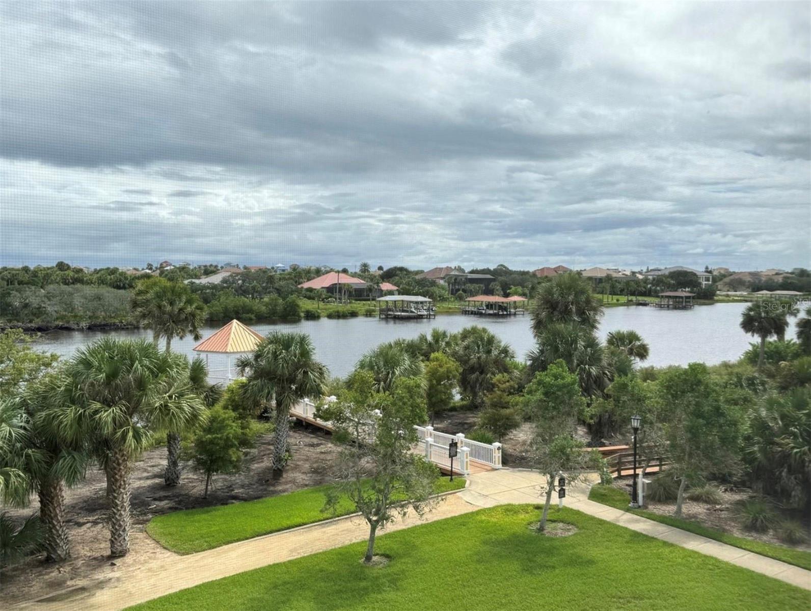 455 Riverfront Drive, FL