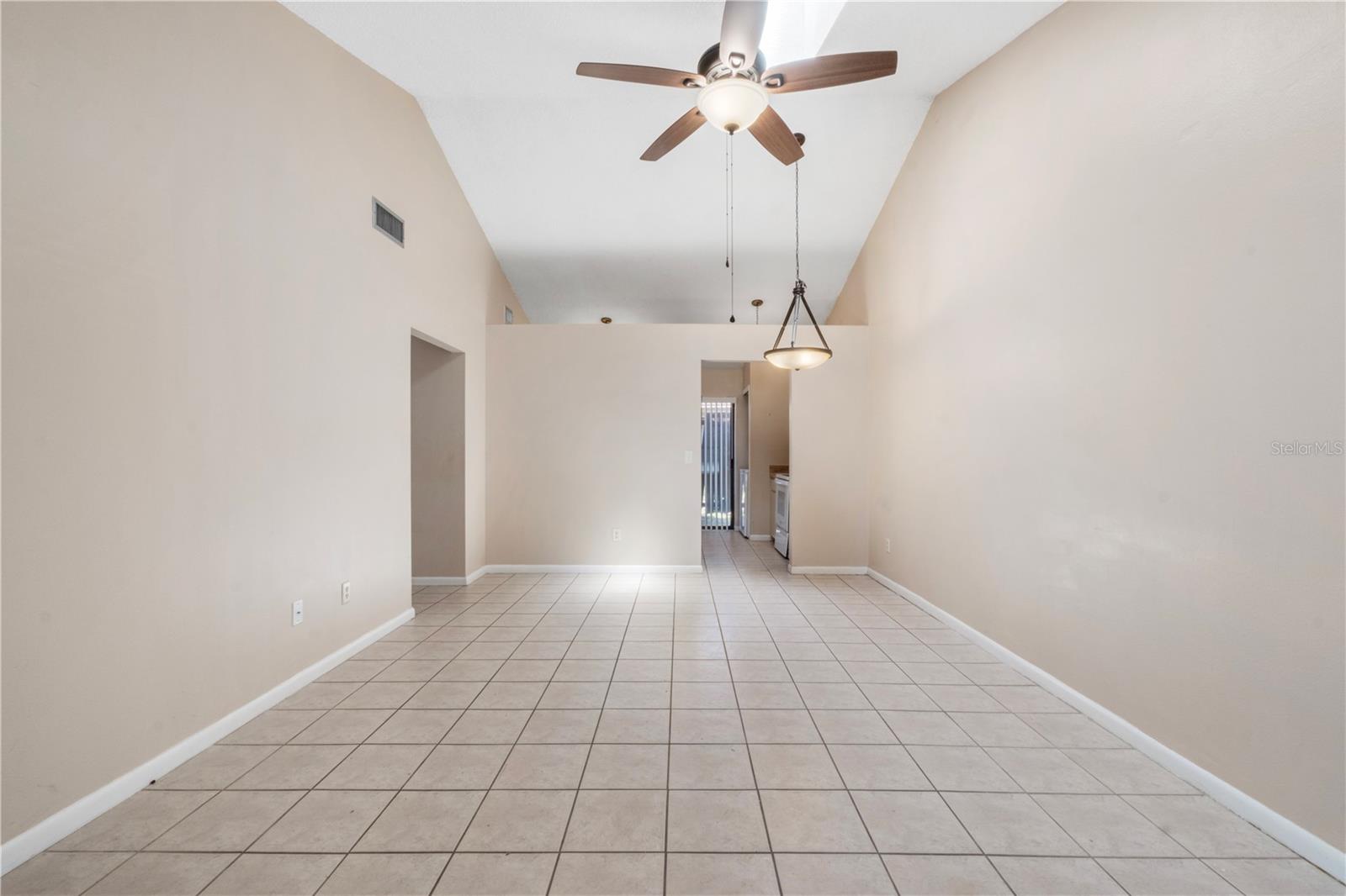 314 Douglas Way, FL