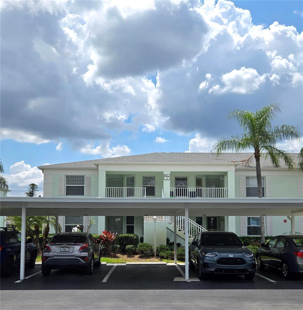 5725 Greenwood Avenue, FL