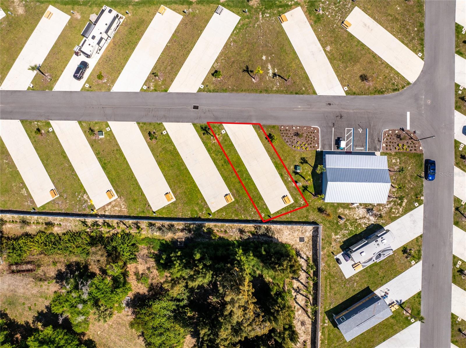 443 Horizon Road, FL