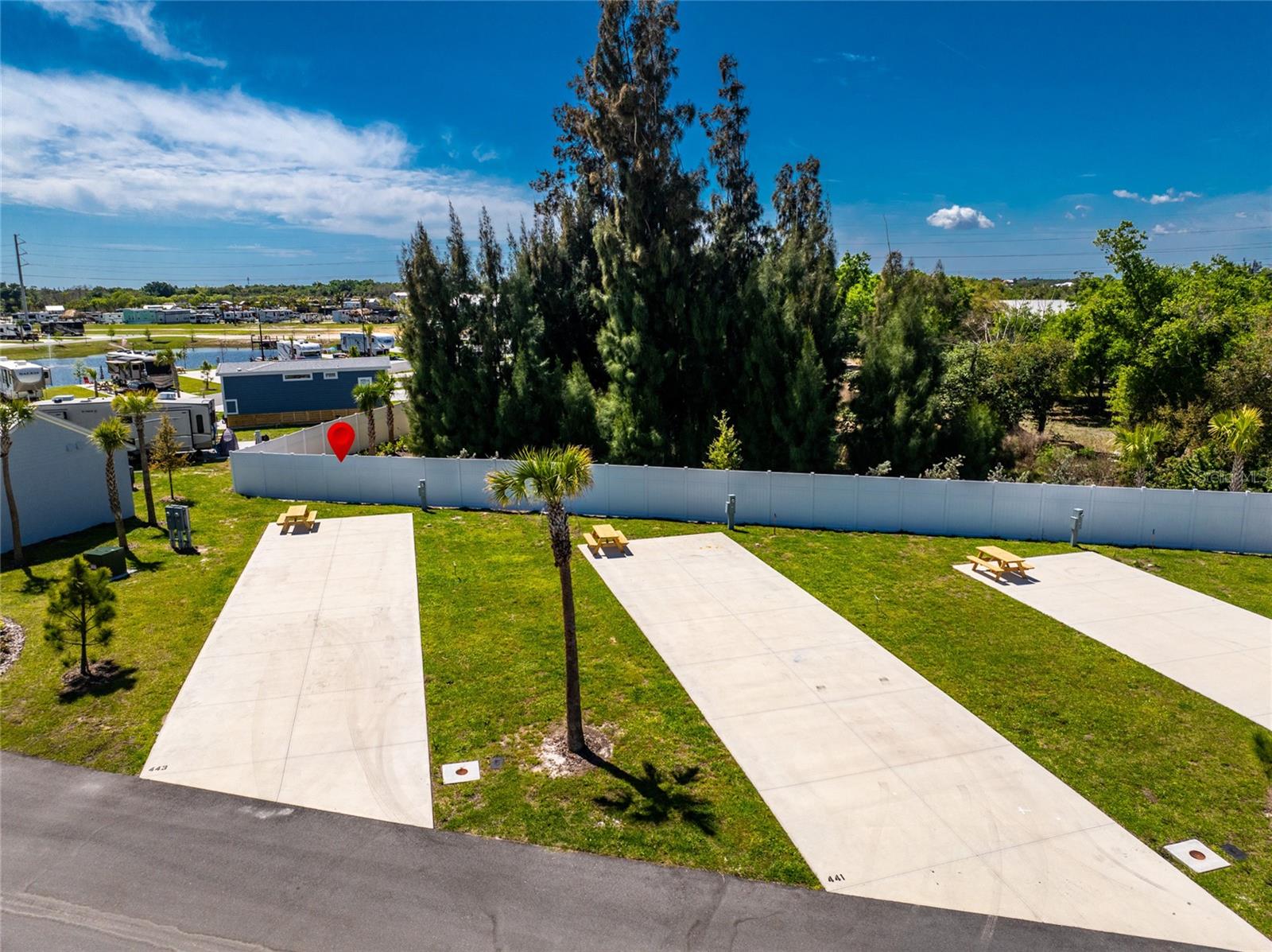 443 Horizon Road, FL