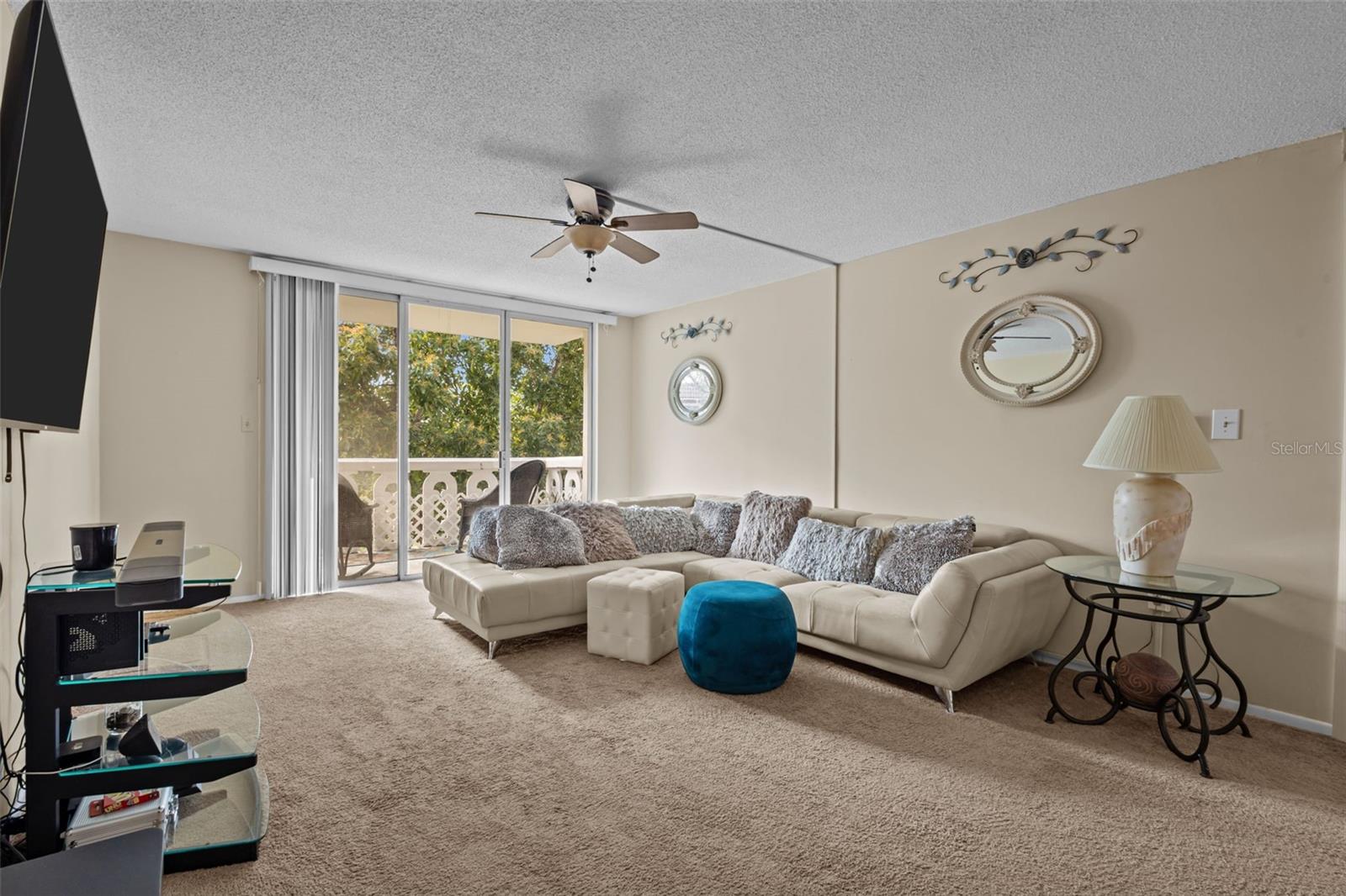 1009 Pearce Drive, FL