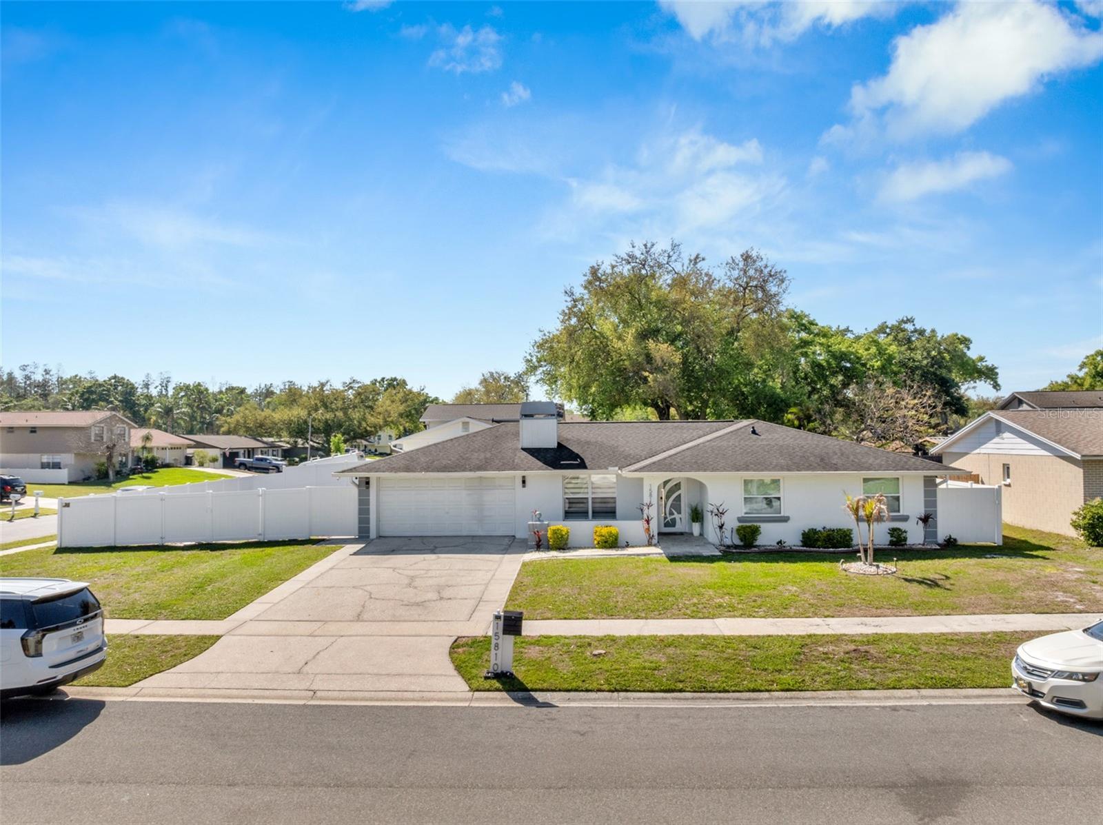15810 Sea Oats Place, FL
