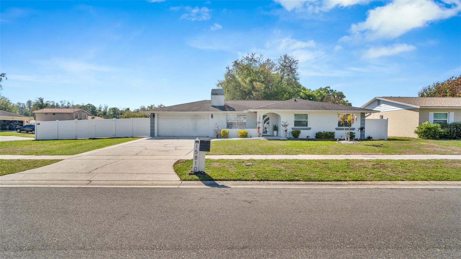 15810 Sea Oats Place, FL