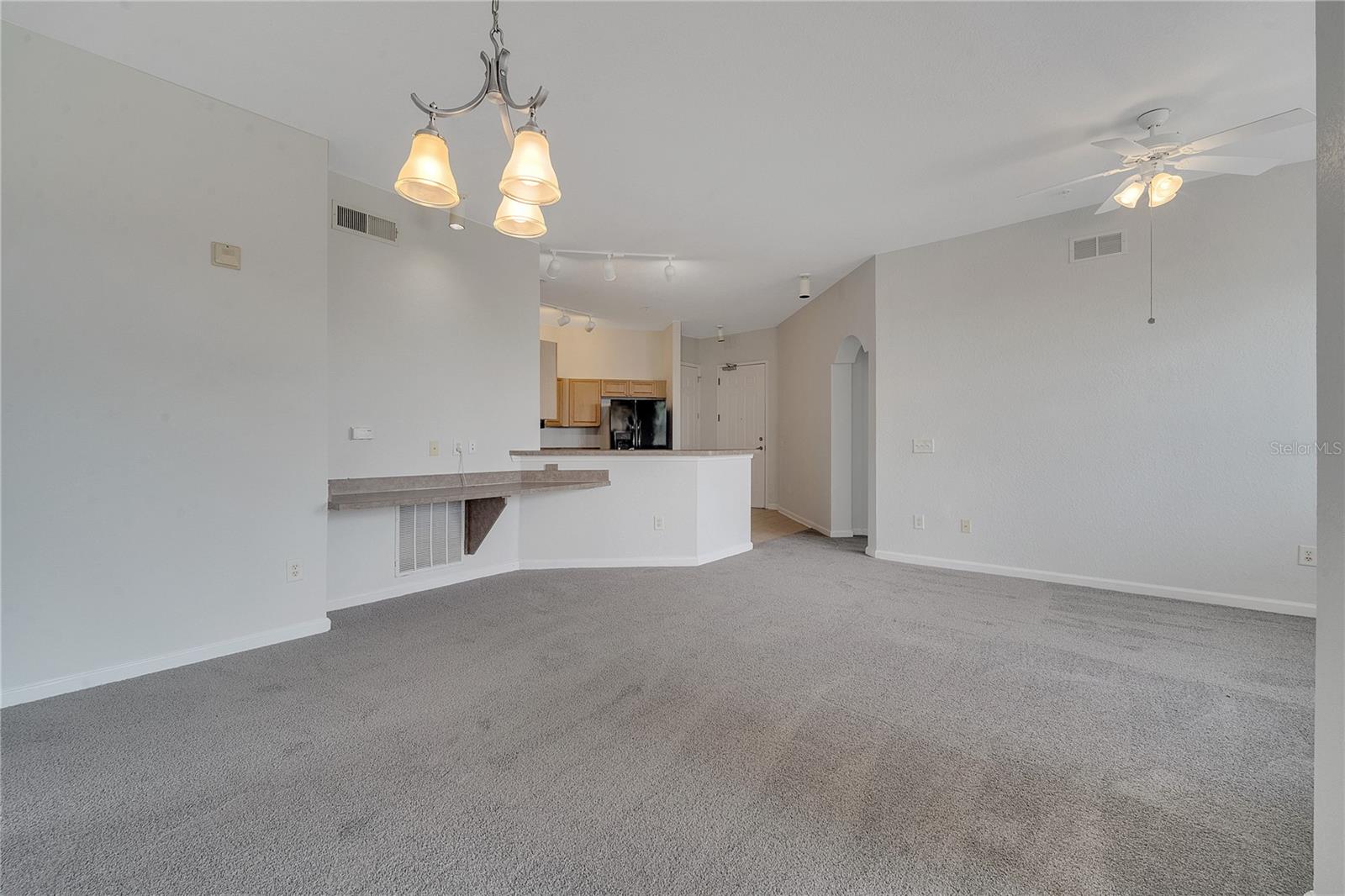 817 Terrace Ridge Circle, FL