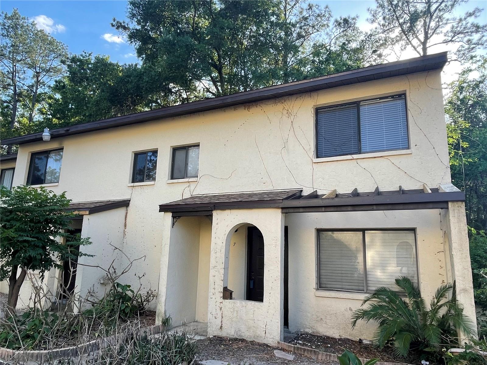2735 Sw 35 Place, FL