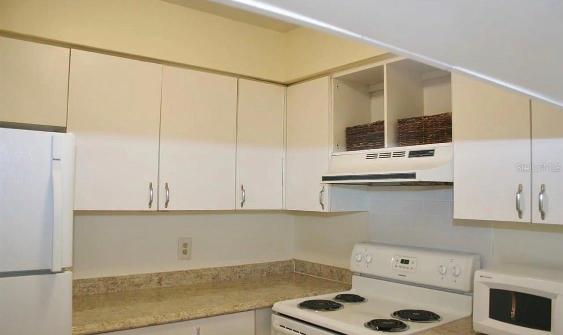 2735 Sw 35 Place, FL