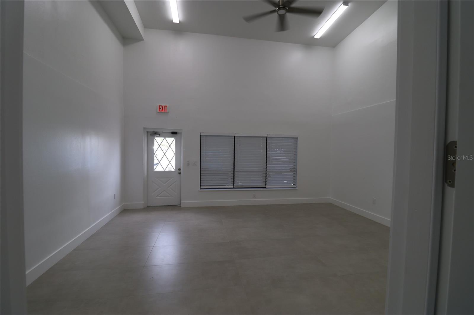 1225 Tamiami Trail, FL