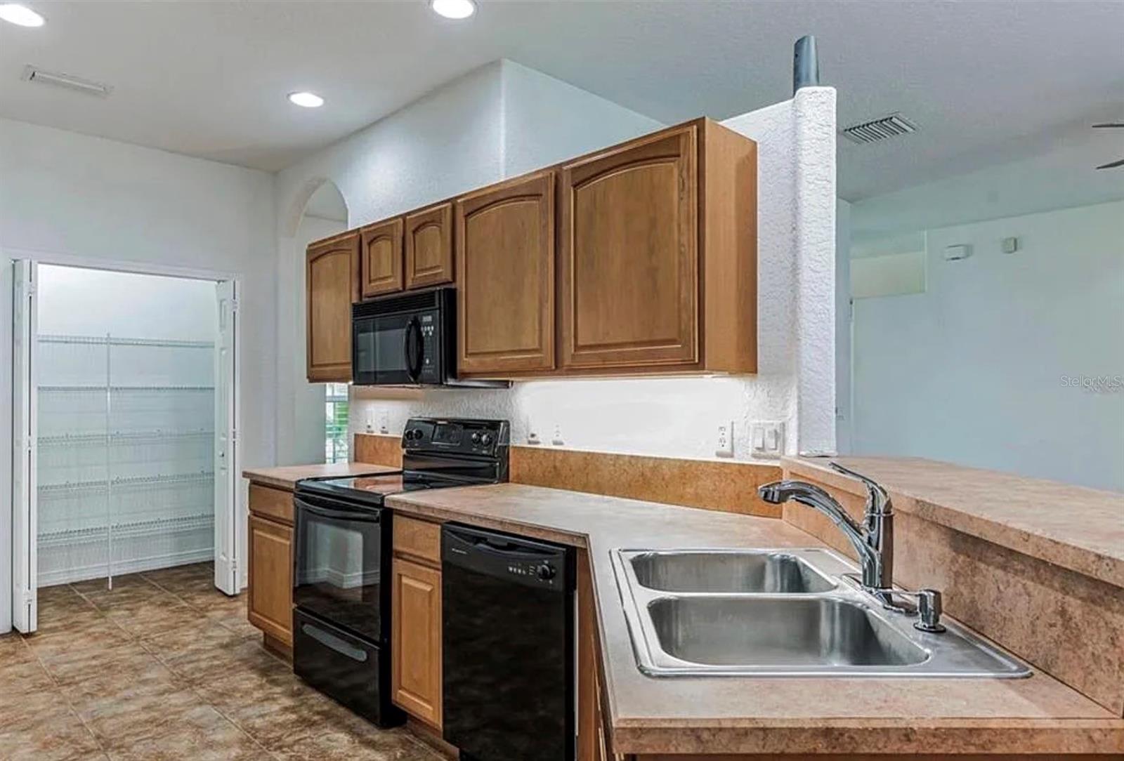 4901 Culdesac Court, FL