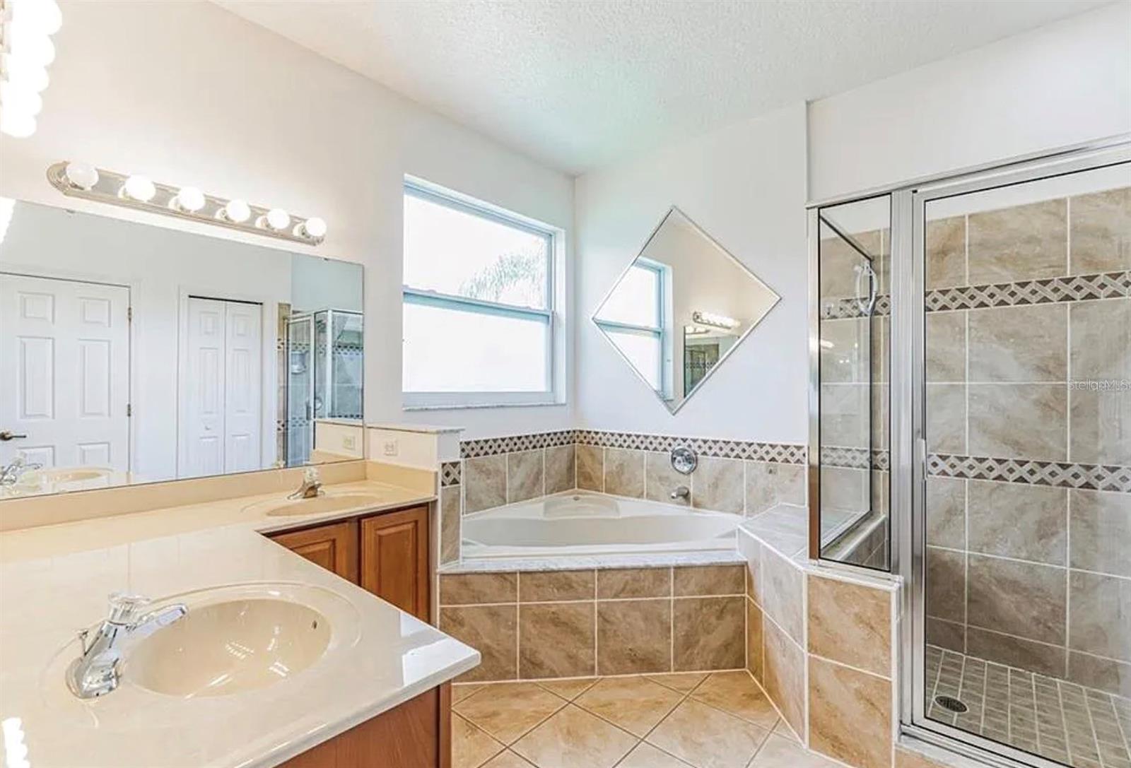 4901 Culdesac Court, FL