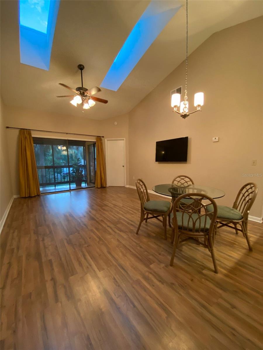 3118 Semoran Boulevard, FL