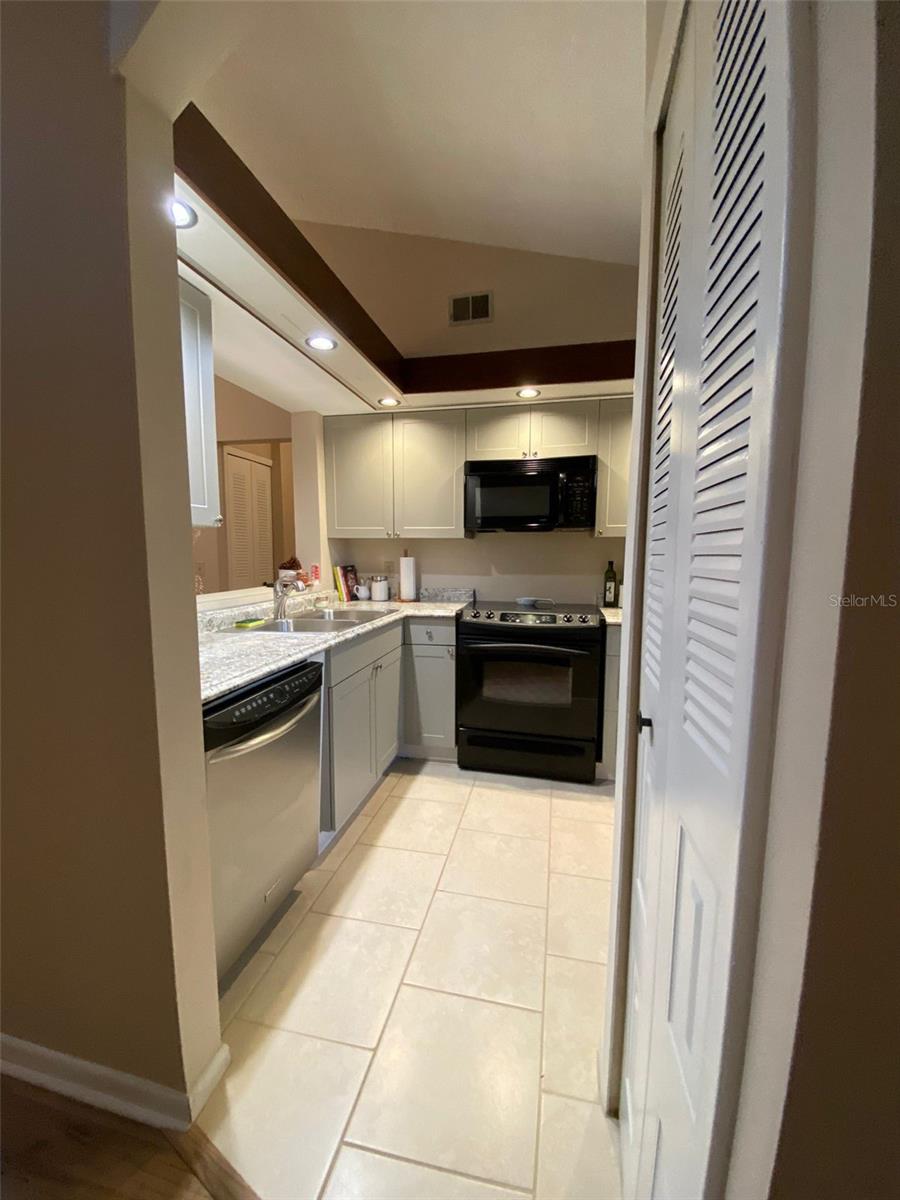 3118 Semoran Boulevard, FL