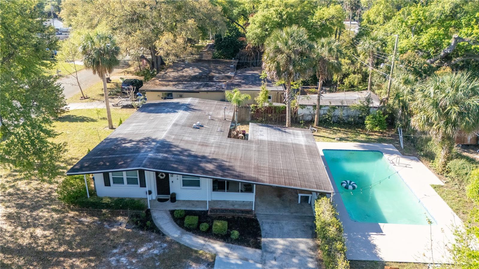 106 Jinkins Circle, FL