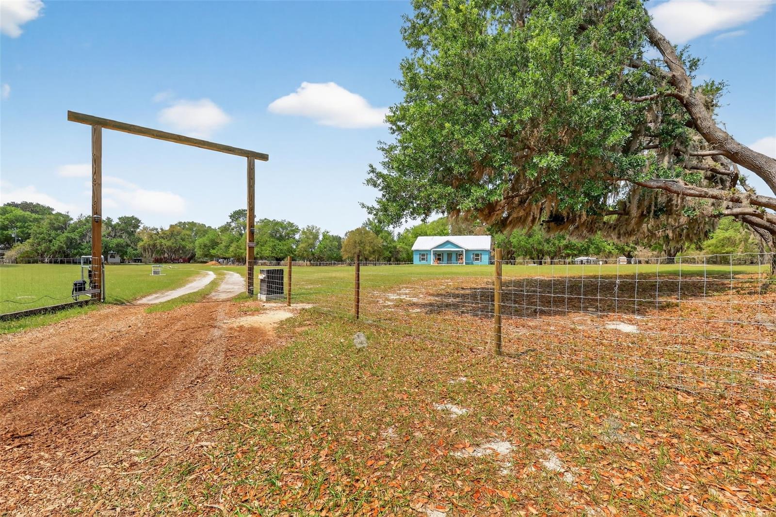 22431 Loop Road, FL