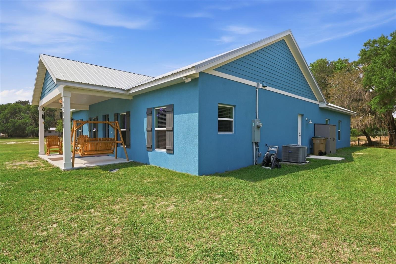 22431 Loop Road, FL