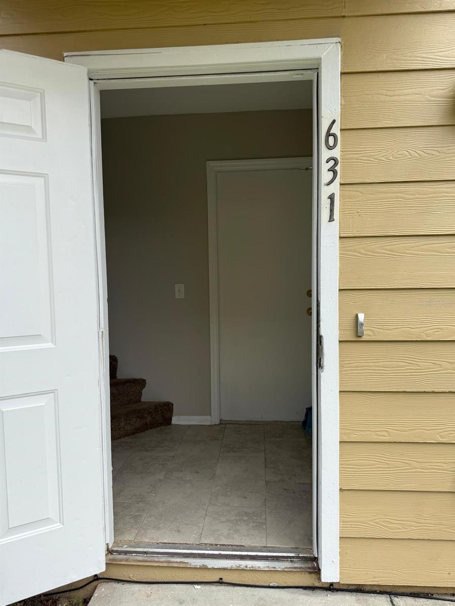 631 Washington Palm Loop, FL