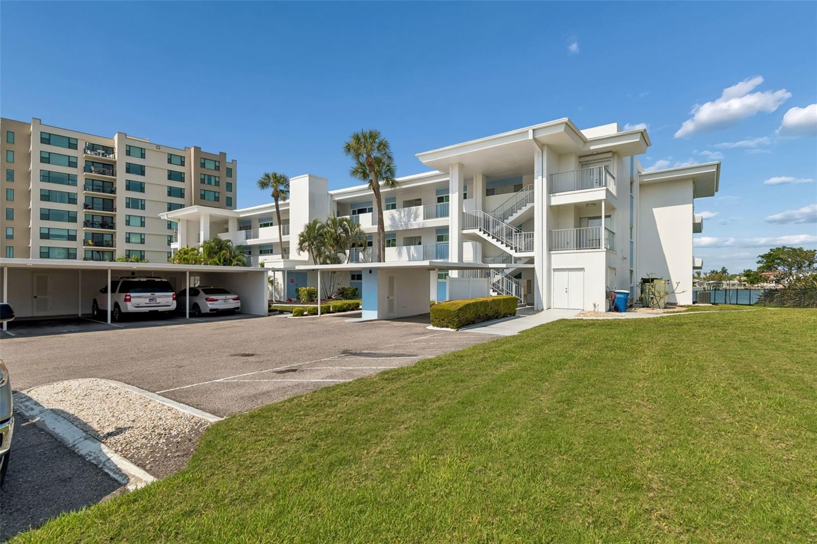 770 Island Way, FL