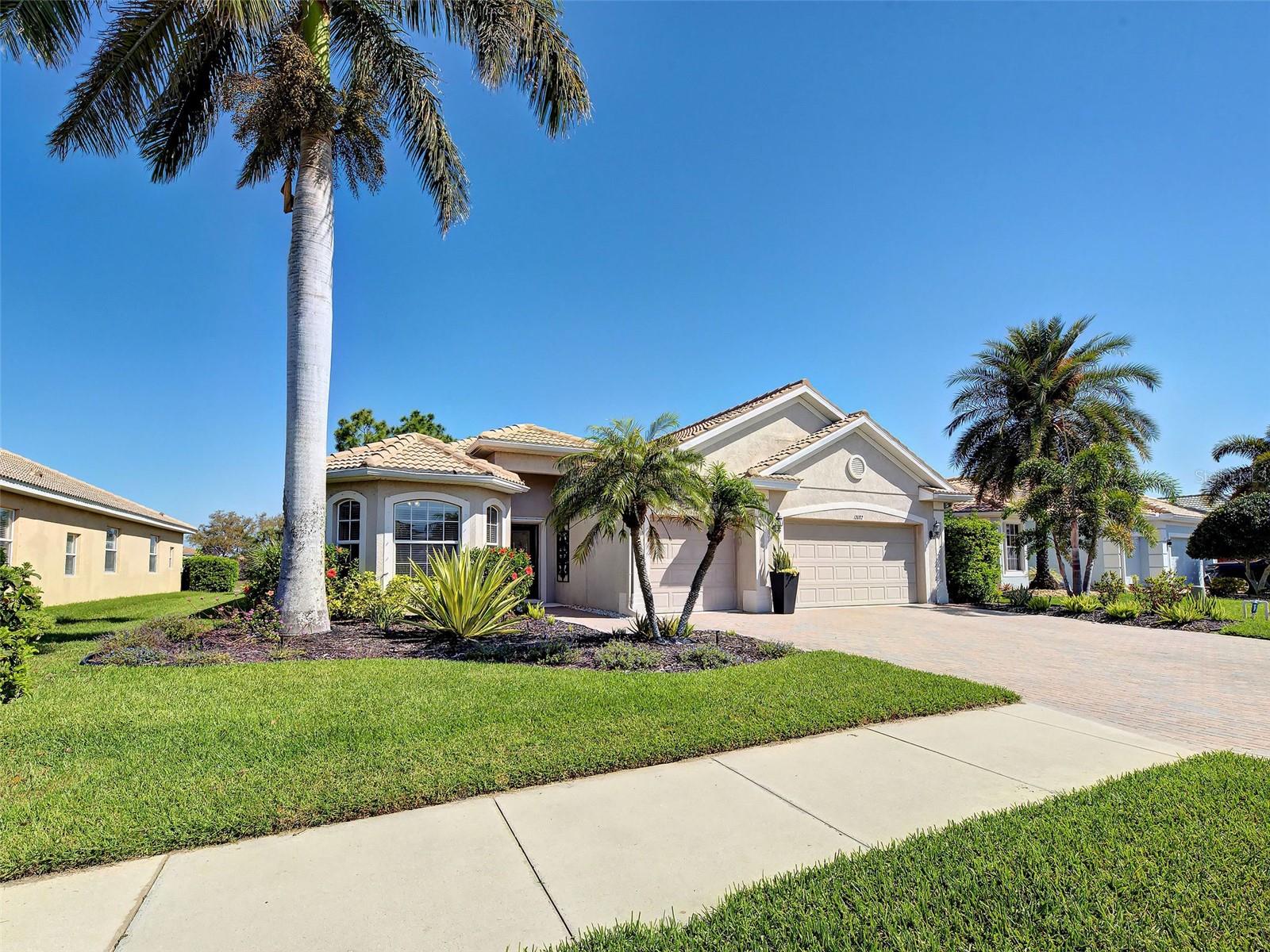 12082 Granite Woods Loop, FL