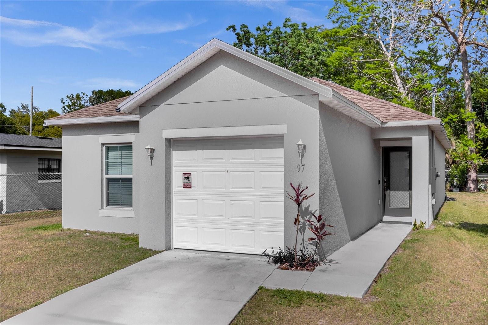 97 Goldwyn Avenue, FL