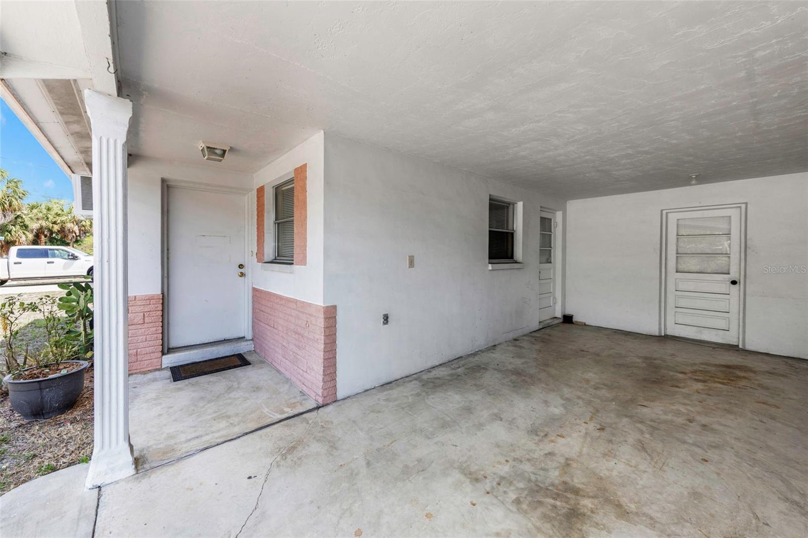 5836-5848 Madison Street, FL
