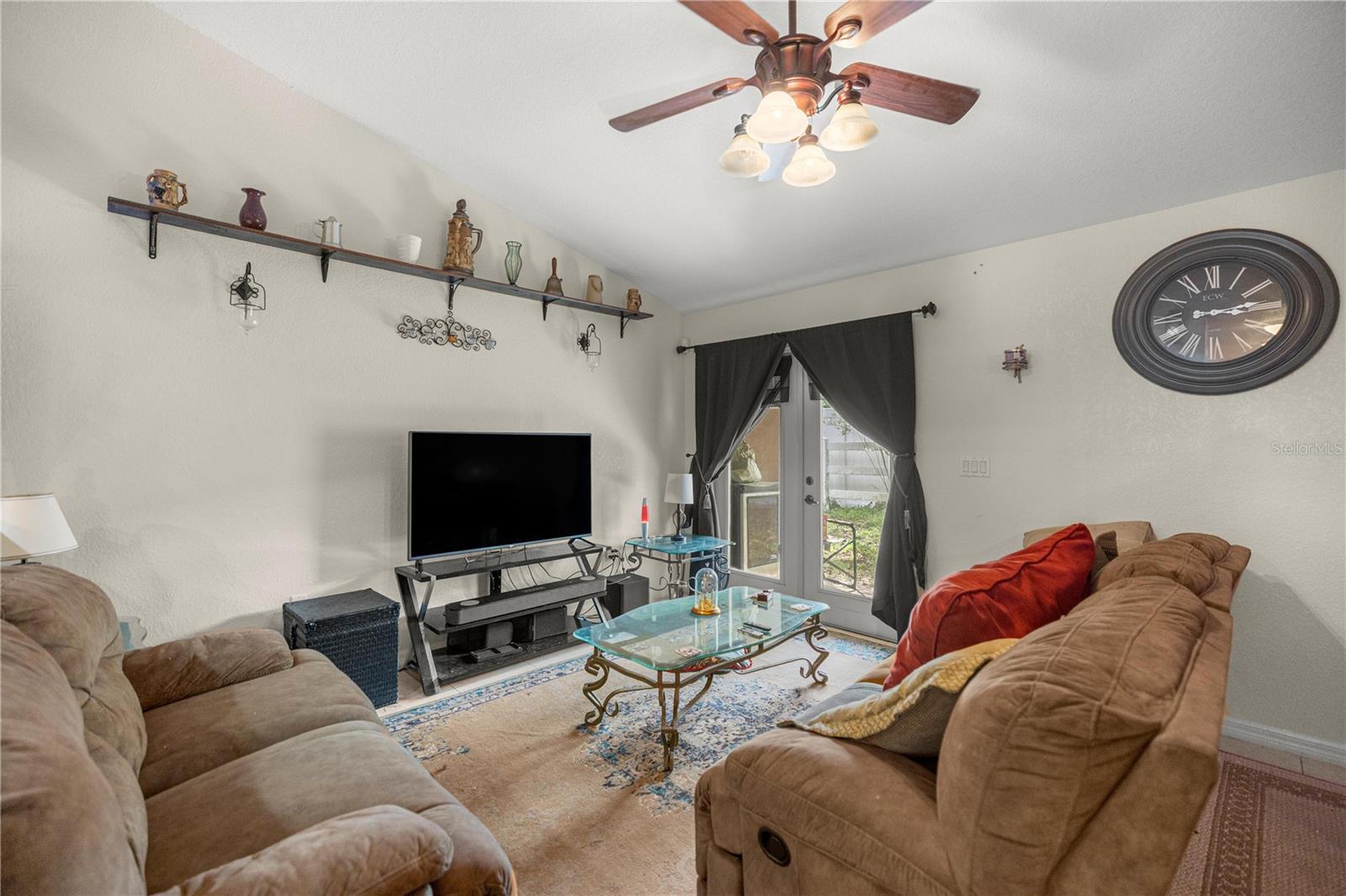 2635 7th Street, FL