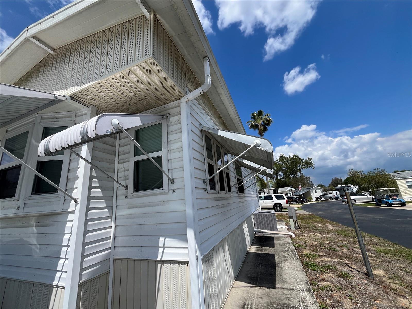 7392 International Circle, FL