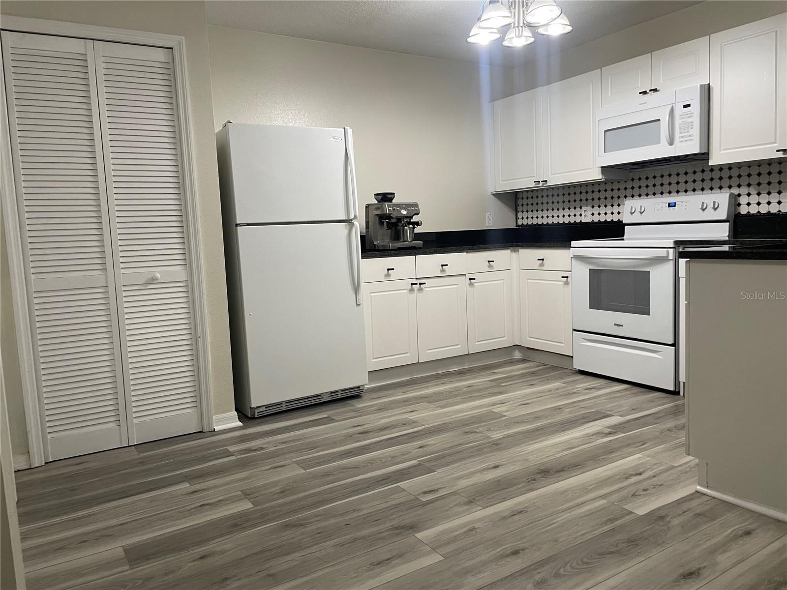 2720 Club Cortile Circle, FL