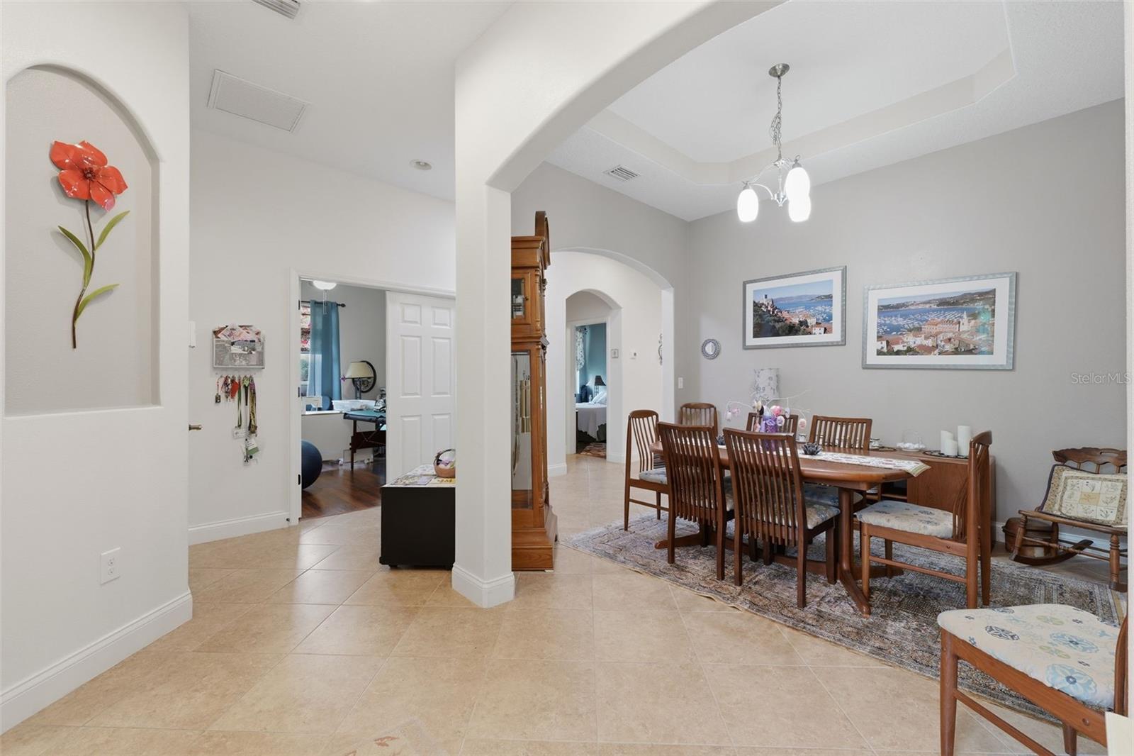 2732 Devonoak Boulevard, FL
