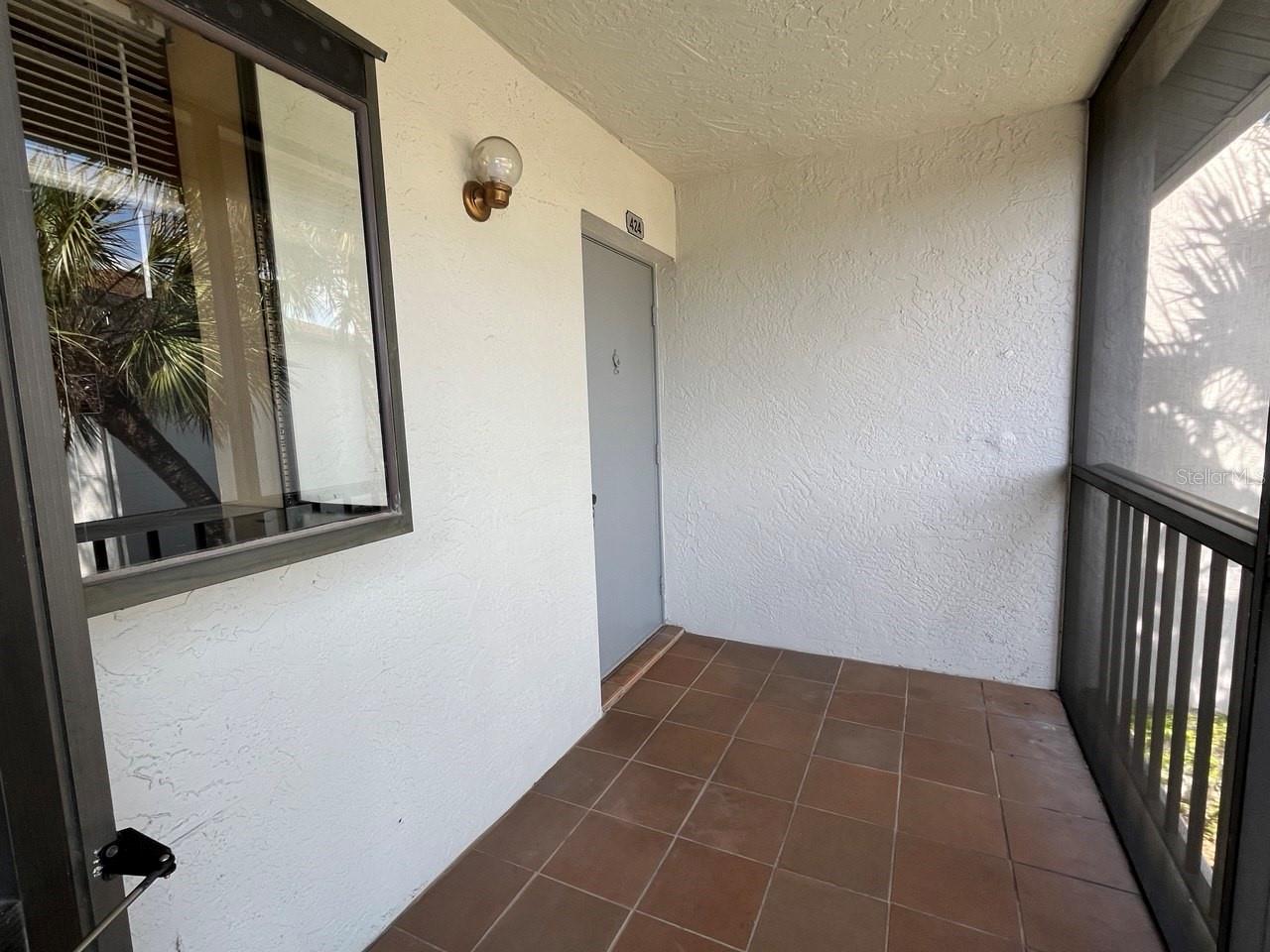 2017 Skimmer Ct W, FL