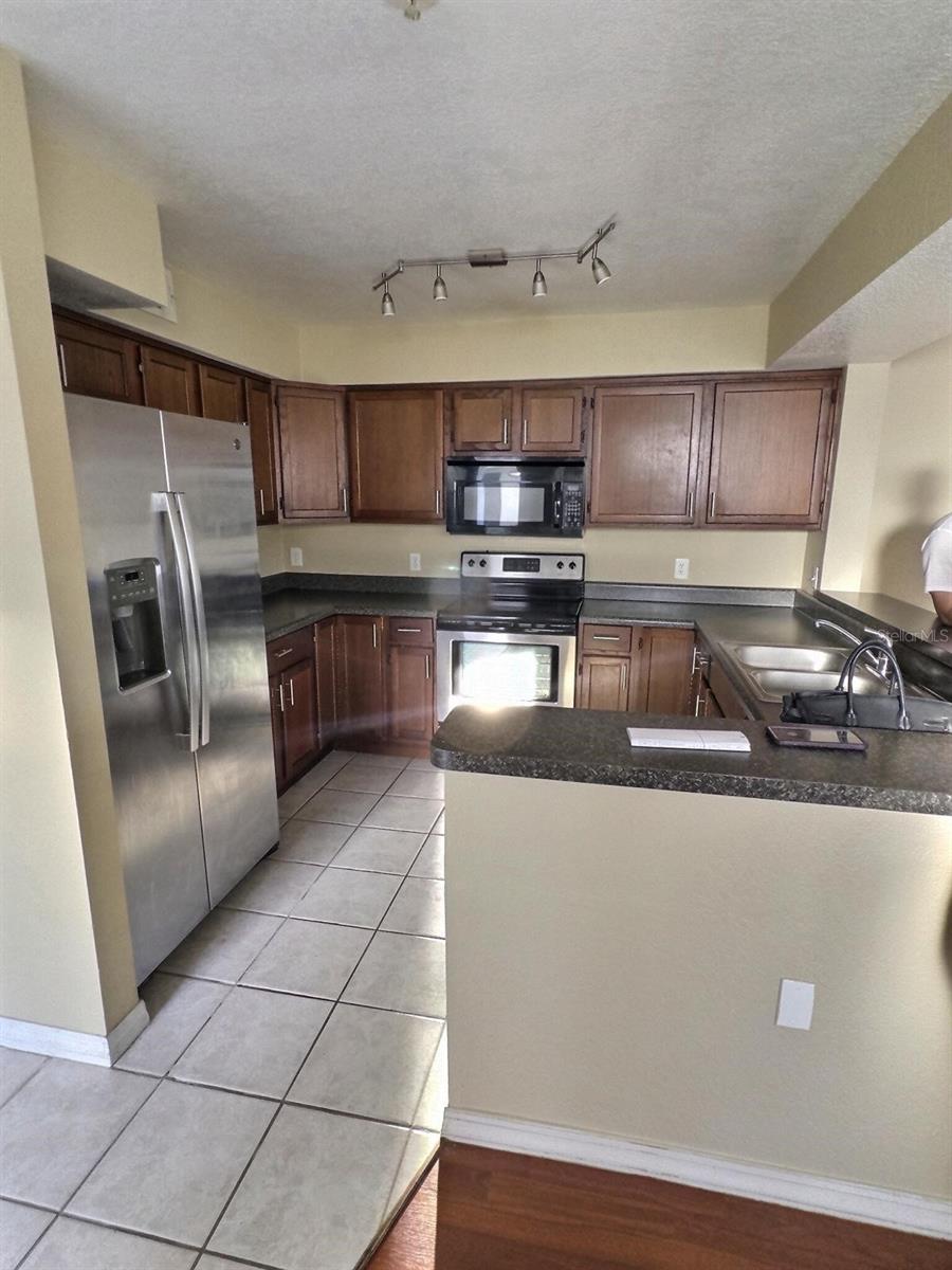 13803 Fairway Island Drive, FL