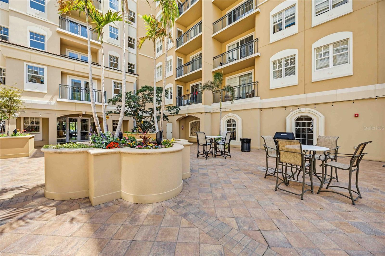 1064 Tamiami Trail, FL