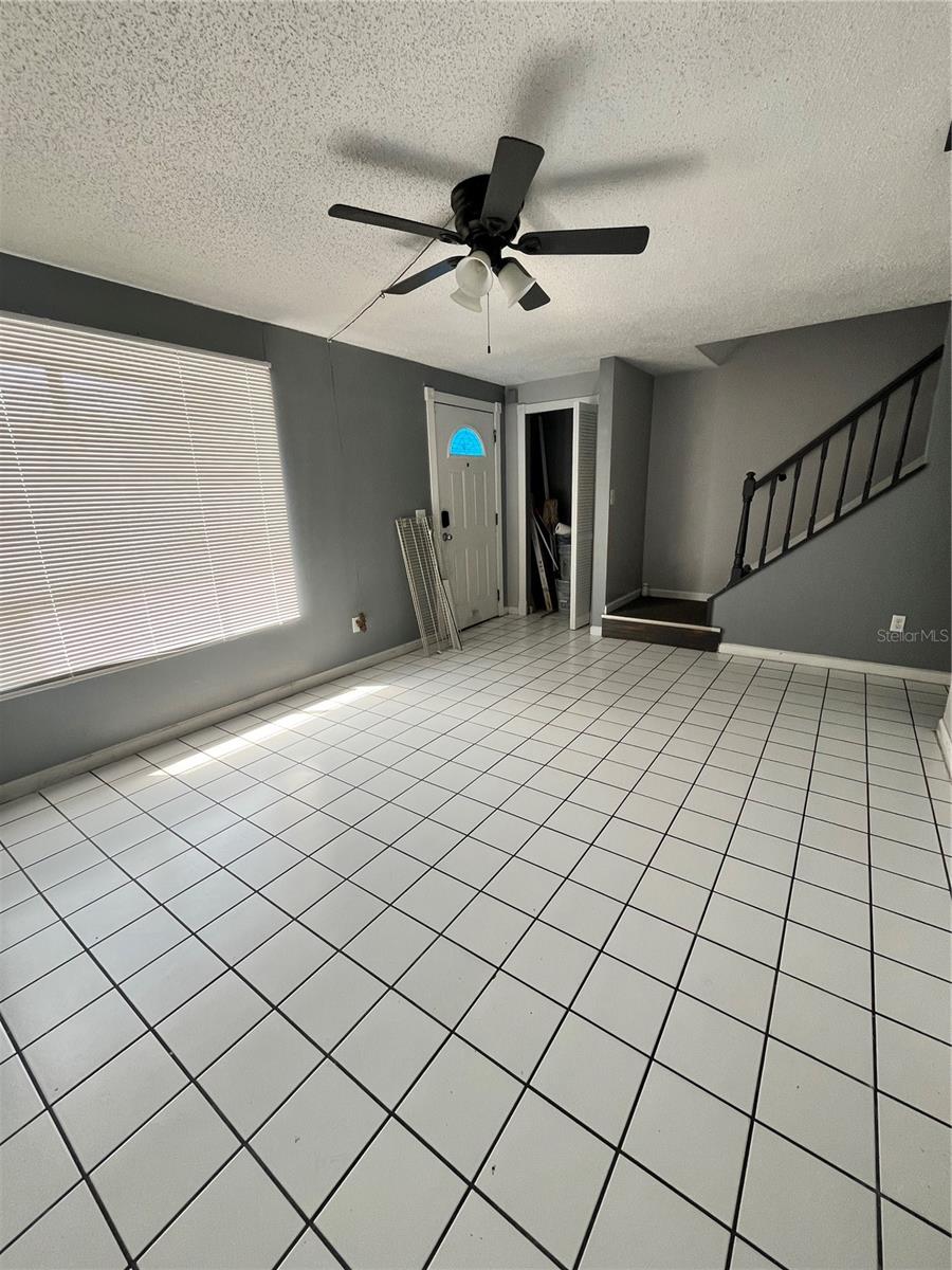 4918 Silver Oaks Village, FL