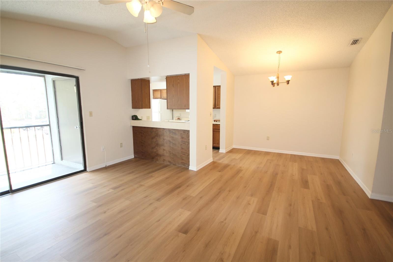 185 Waterfall Way, FL
