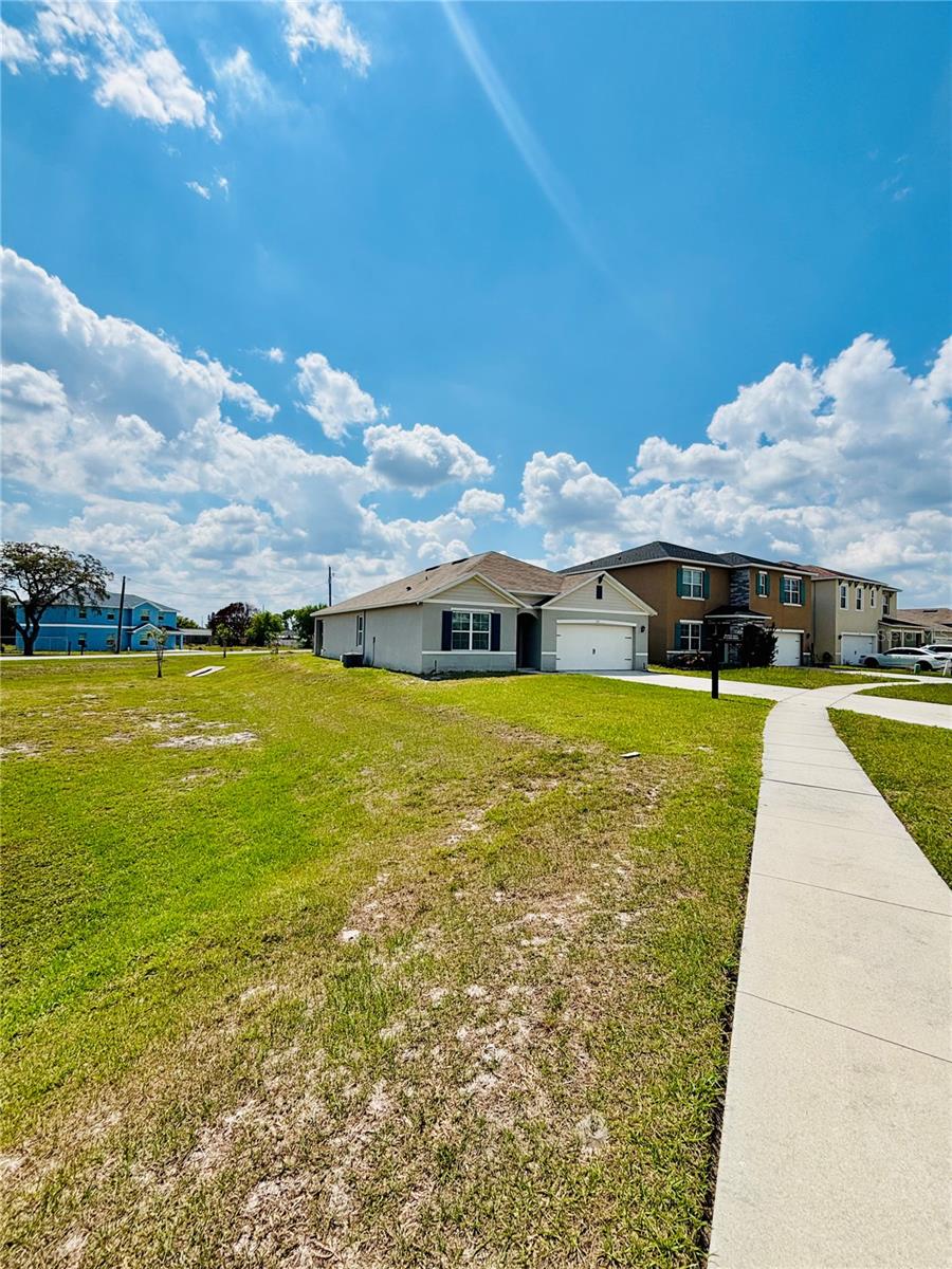 352 Alexzander Way, FL