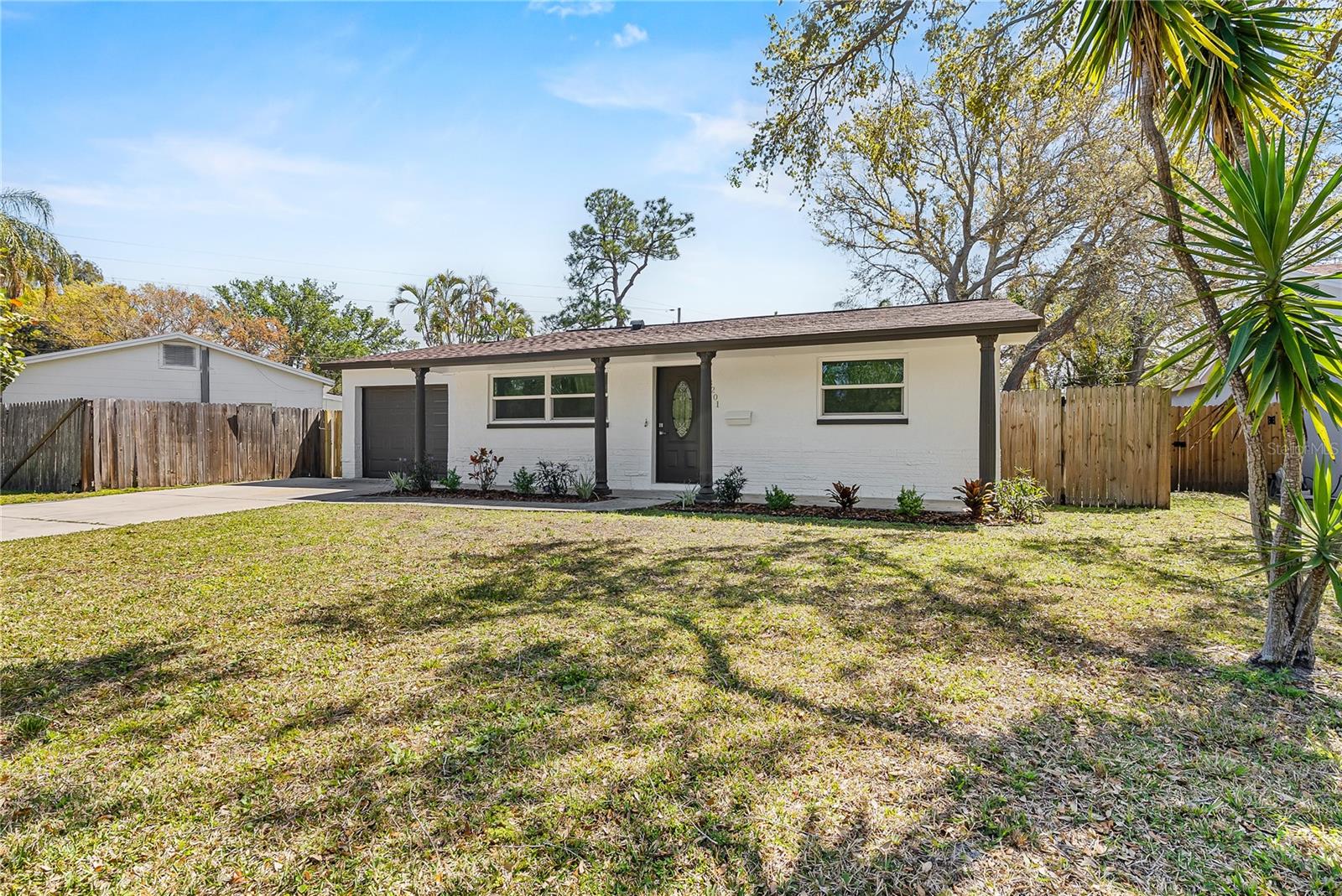 8201 Riverside Drive, FL