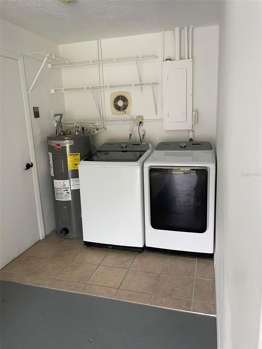 42 Roosevelt Boulevard, FL