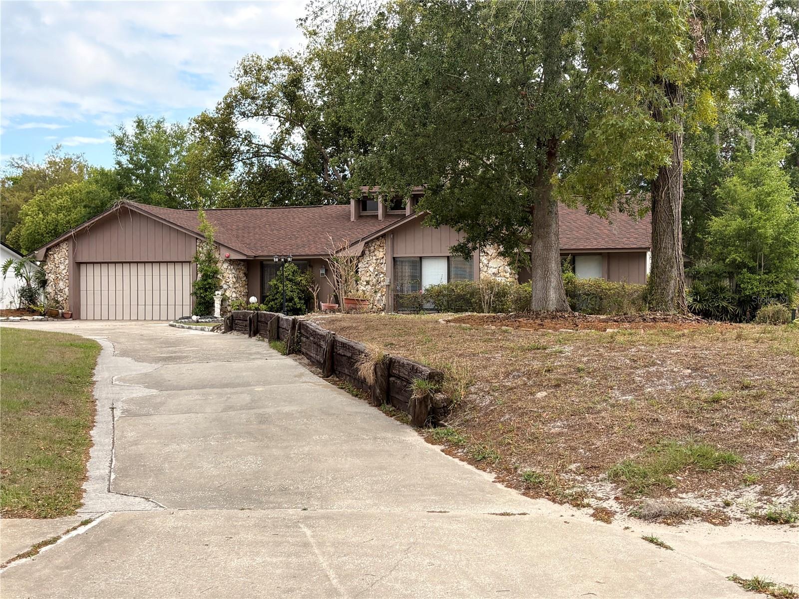 4504 Crimson Court, FL