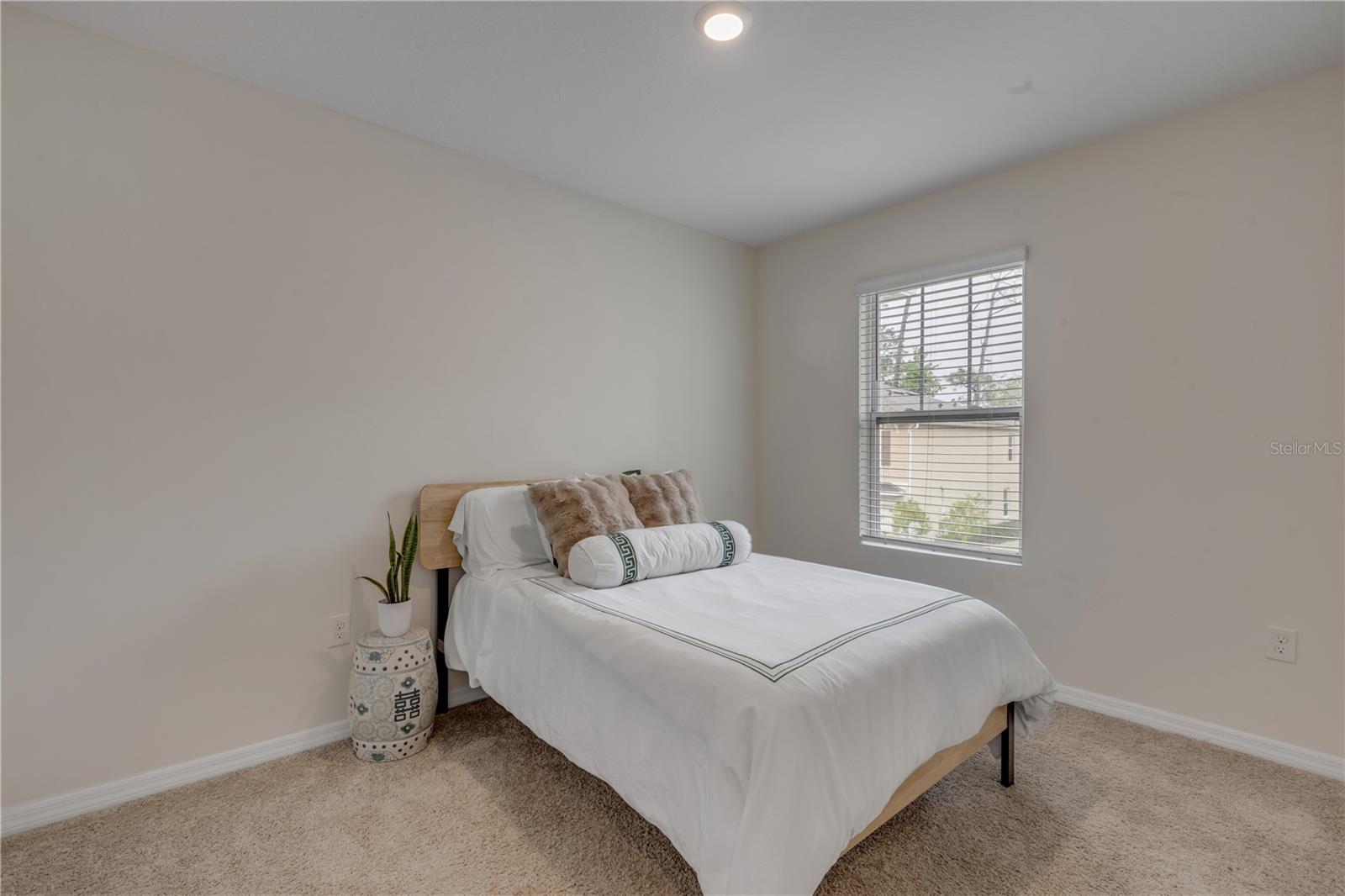 60 Bella Oaks Drive, FL